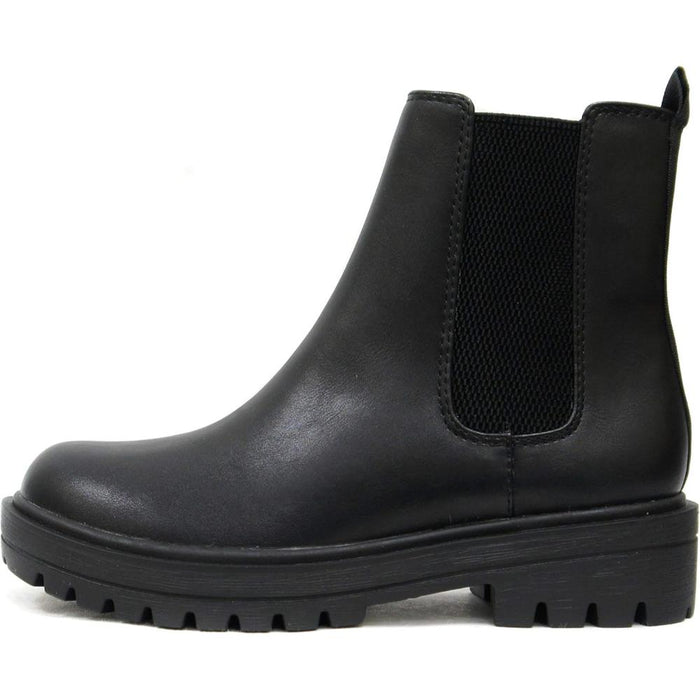 Classic Minimalist Chelsea Boots