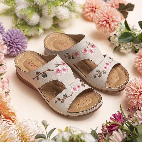 Flower Embroidered Vintage Casual Wedges Sandals.