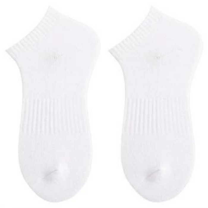 The Judi Traditional Ankle Length Socks