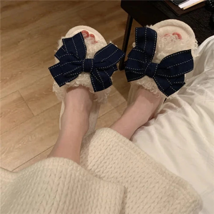 Bowed Ellen Slides